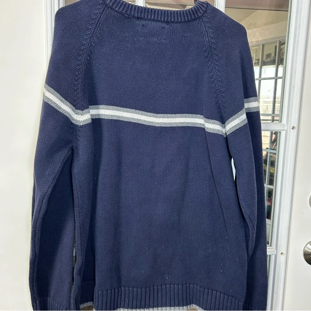 Y2K Men's Tommy Hilfiger Navy Blue Sweater with Gray Stripe‎ Size Large
